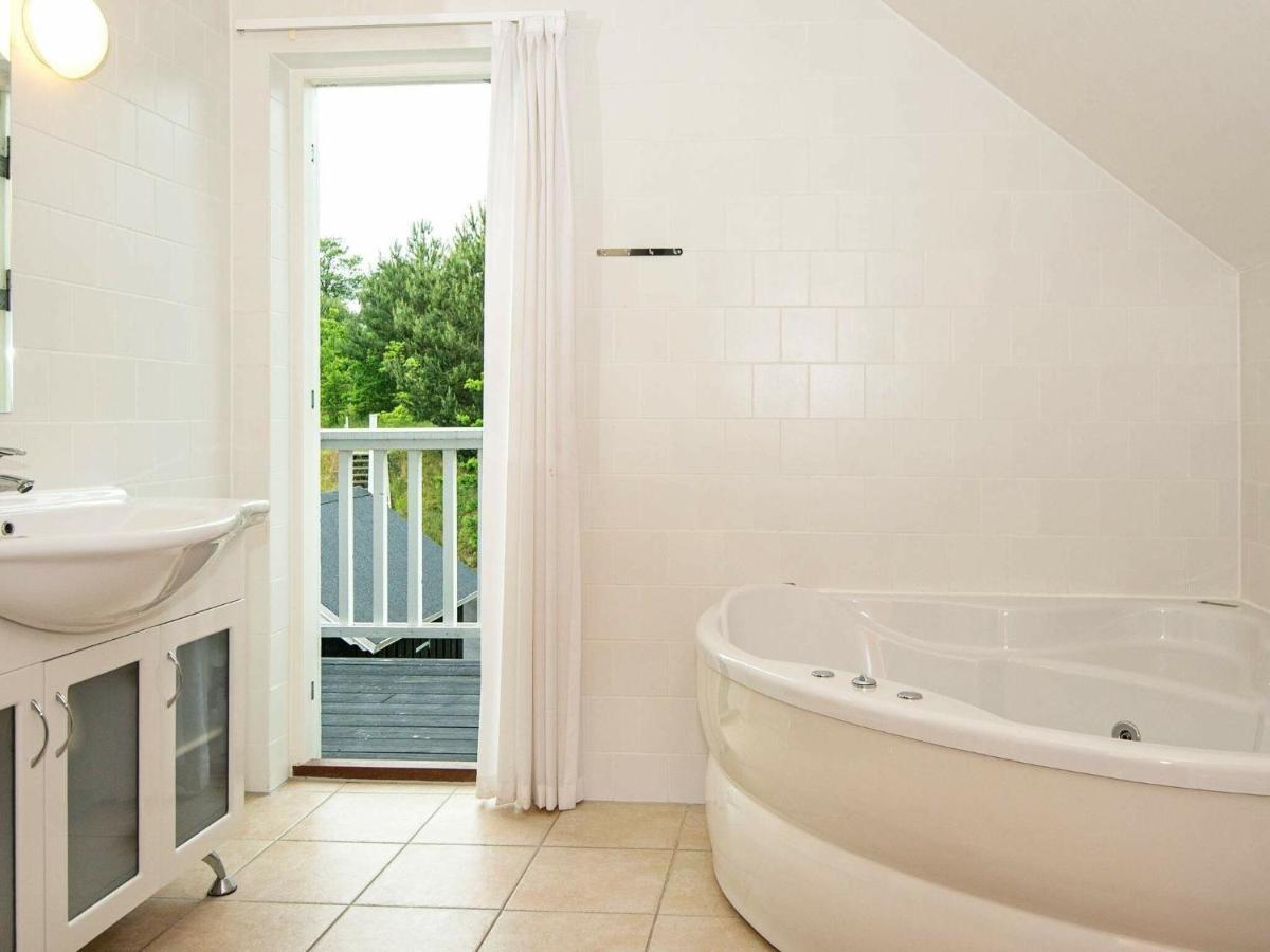 8 Person Holiday Home In Gjern Buitenkant foto